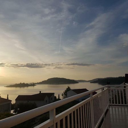 Seaview And Relax Διαμέρισμα Λομπάρδα Εξωτερικό φωτογραφία