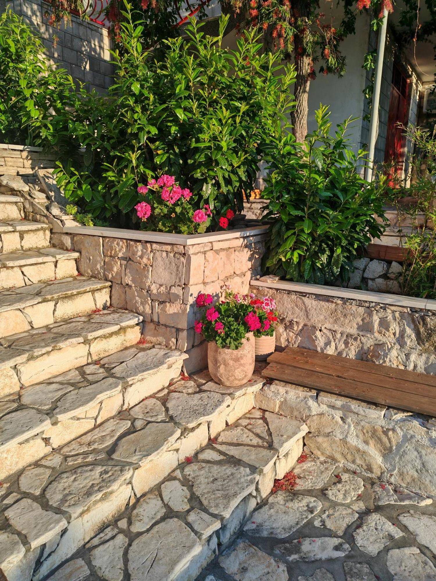 Seaview And Relax Διαμέρισμα Λομπάρδα Εξωτερικό φωτογραφία